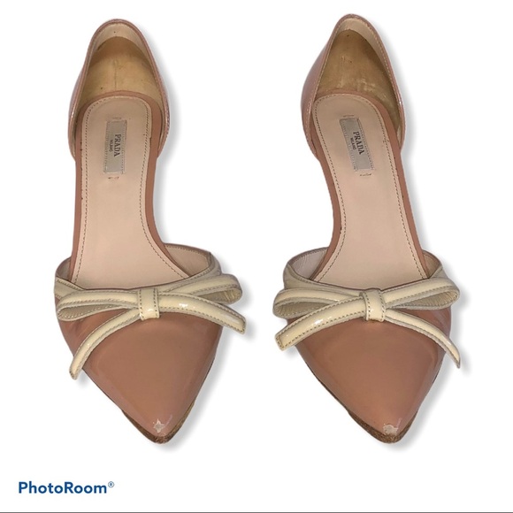 PRADA Patent Leather Bow Accents D'Orsay Pumps - Picture 3 of 10